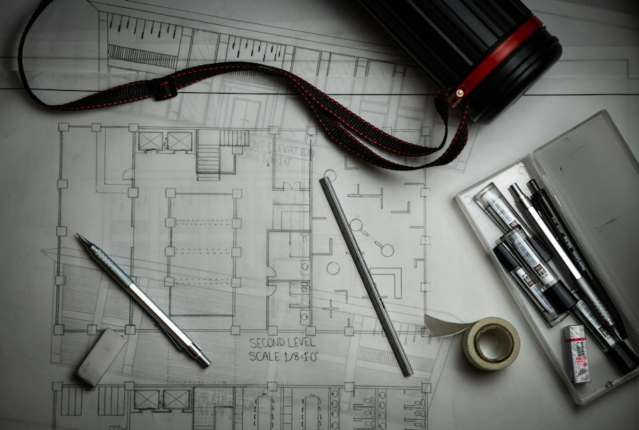 Plans d'architecte et instruments de dessin